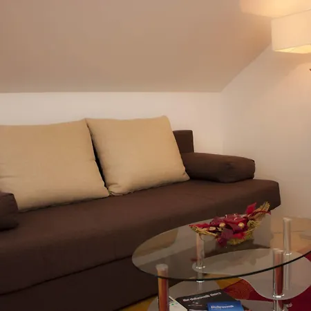 Park Apartment