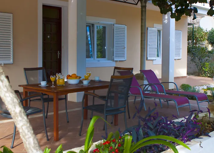 绿色公园公寓 *